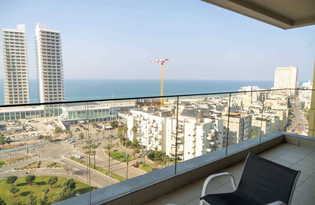 O&O Group - Stunning Sea View 4 BR Apt