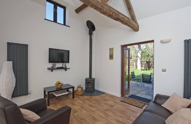 Oak Barn - Fernhill Farm