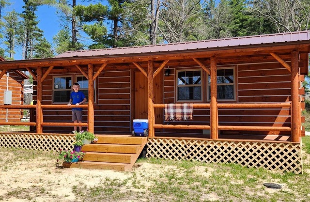 Oak Camping Cabin