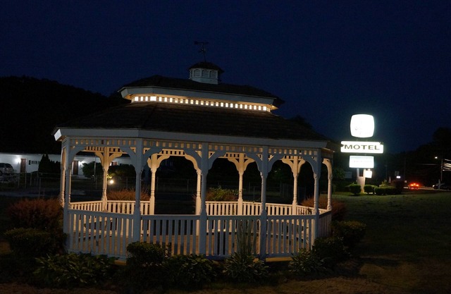 Oakdell Motel