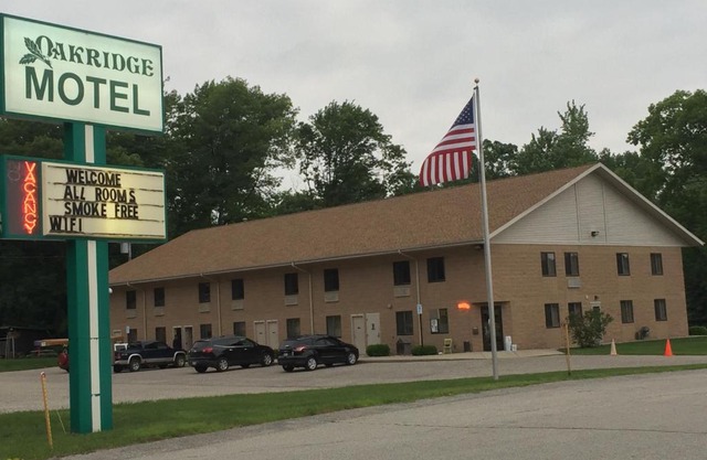 Oakridge Motel