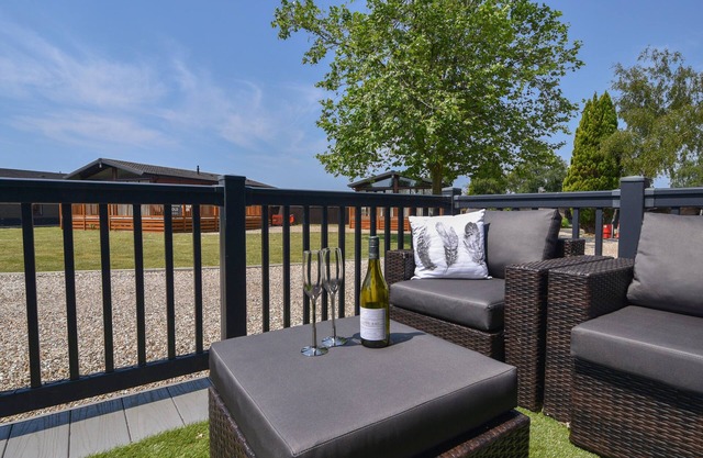 Oakwood 2 @ Pinewood Retreat