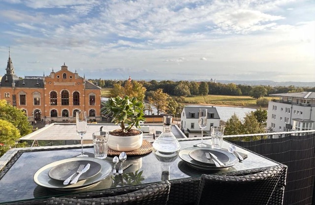 Oasis Appart - Wohnen am Elbtal - Balkon - Netflix - Tiefgarage