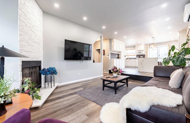 Oasis in Angrignon DT MTL - 4 Parking - near Metro