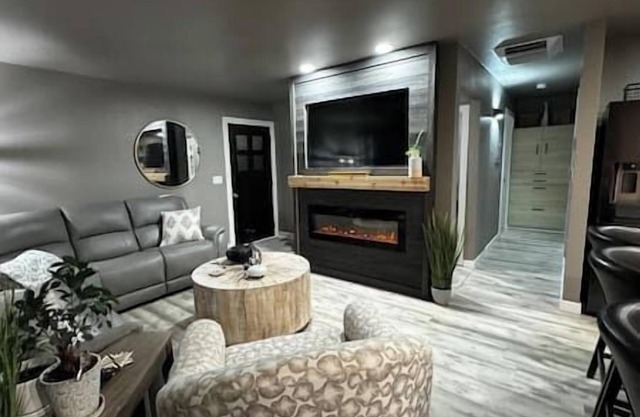 Oasis in the City - 2 Bdrm Condo