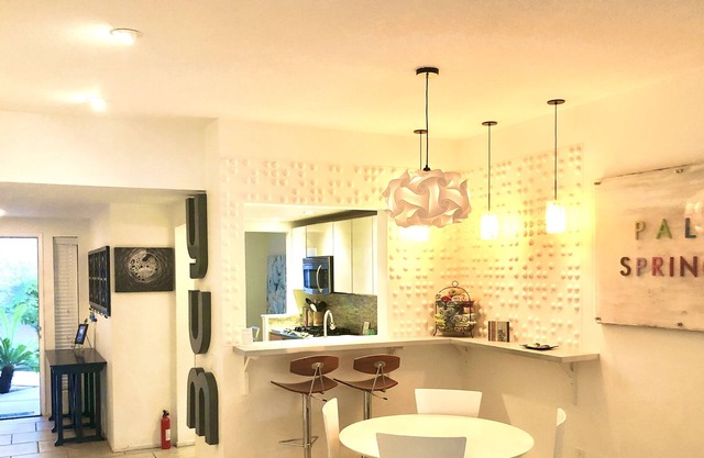 **** OASIS Resort Remodeled Condo with 2 master King suites, pools & tennis ****