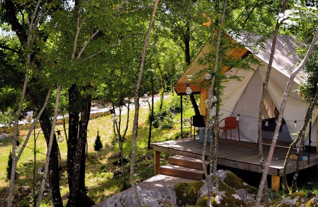 Oblun Eco Resort-Glamping Tent for 2, Lake Skadar
