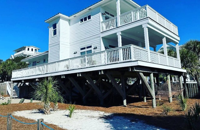 Ocean Breeze the place to relax and enjoy the ocean breeze!nupdated 2023