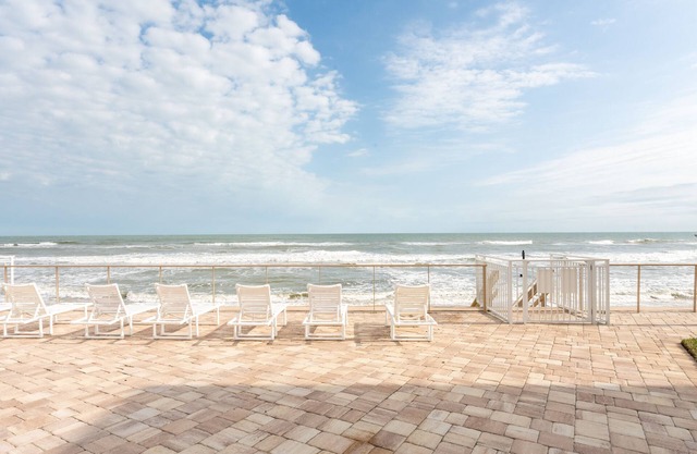Ocean Club North C207 - beautiful ocean views!