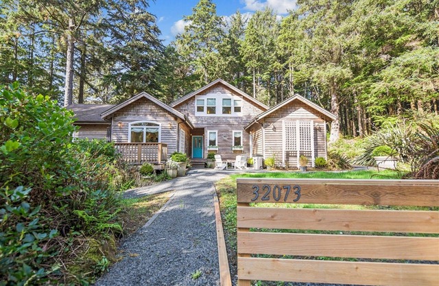 Ocean Echoes Villa - New Listing! - Beachcomber Vacation Homes