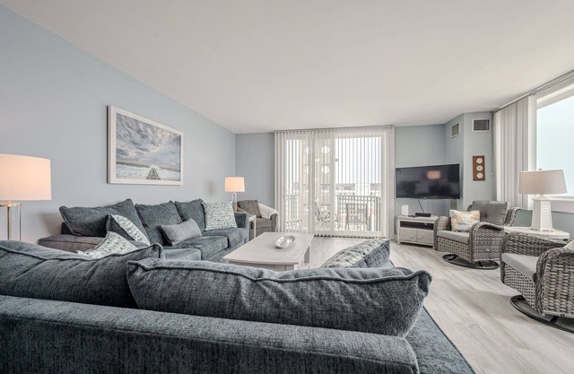 Ocean Front 3BR 3 BA Condo in Rehoboth Beach