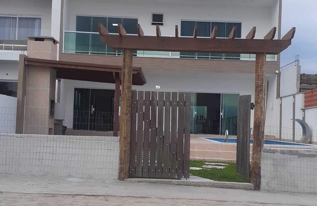 Ocean Front - Foot on the Sand - Praia dos Coqueiros Angra dos Reis