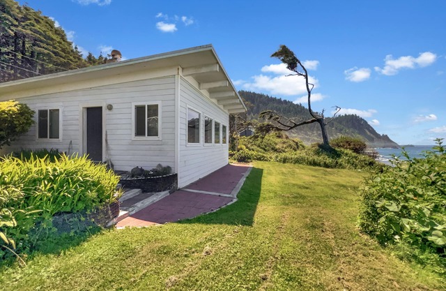 Ocean Front Retreat Cabin
