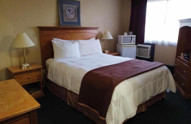 Ocean Marina Hotel