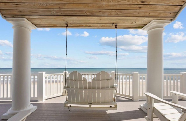 Ocean's Edge | Spacious, Oceanfront