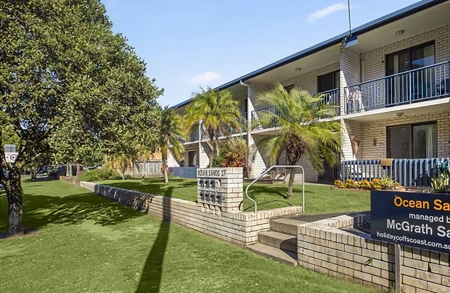 Ocean Sands 5 is a fully furnished two bedroom unit located on the first floor, next to the beach.