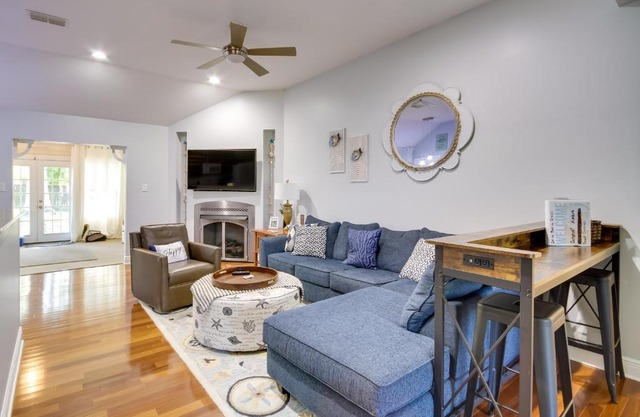 Ocean Springs Home with Fire Pit and Game Room!