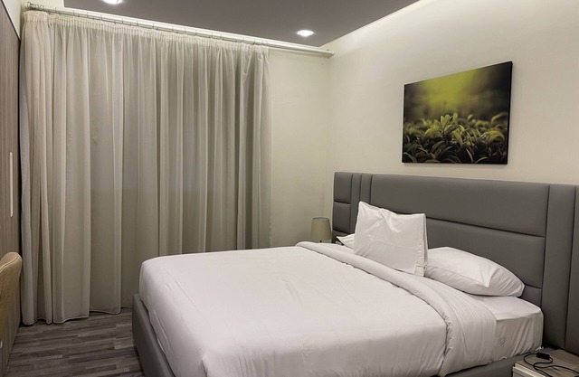 Ocean Studio Apartment - 5 min from the Airport
