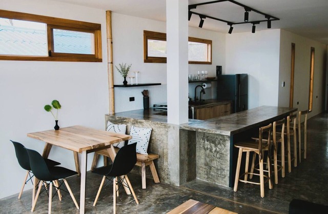 Ocean View Apartment at La Punta