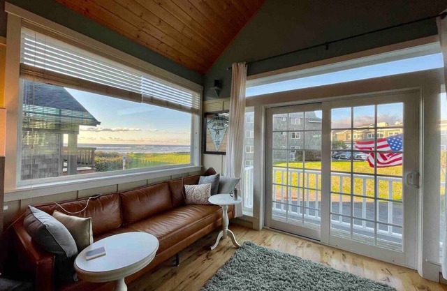 Ocean View Charmer, Custom with Great Room Concept, Steps from the Beach