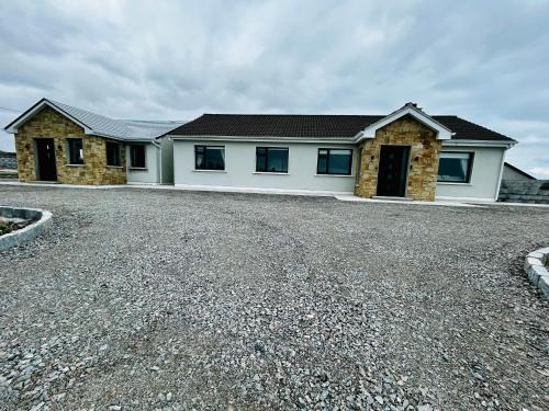 Ocean View House -Connemarra