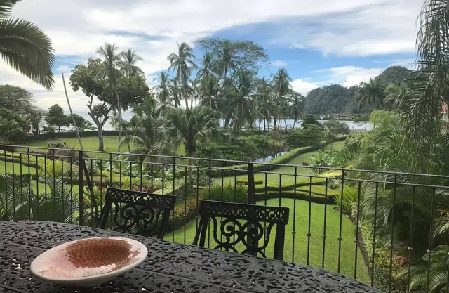 Ocean View Los Suenos, enjoy the sound of waves