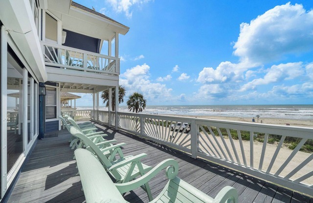Ocean View | Right on the beach!