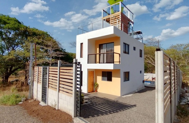 Ocean view terrace w/2floors gazebo & private pool