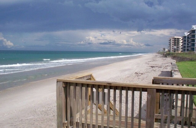 Oceanfront 1 Bedroom Condo