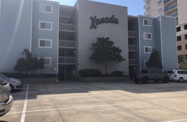 Oceanfront Condo - Summer Deals.Don't miss BEACH TIME