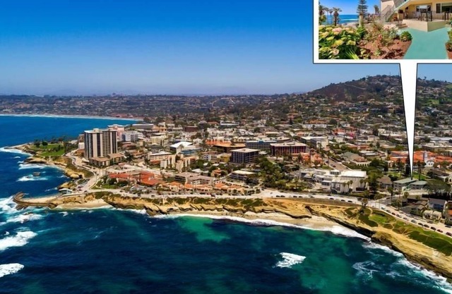 Oceanfront condo with amazing views, outdoor entertaining, cross street to beach