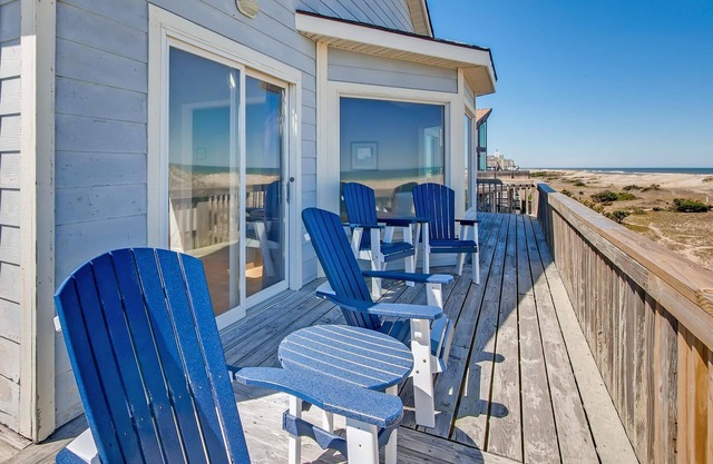 Oceanfront Dog Friendly Home w/Hot Tub, Game/Media Rooms, and Champagne Views!