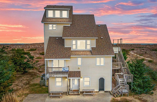 Oceanfront Dog Friendly w/Private Pool, Hot Tub, Game Room, Cargo Lift, Tennis