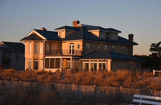 OCEANFRONT GATED ESTATE @ end of Boardwalk! Pool, Jacuzzi & sleeps 14