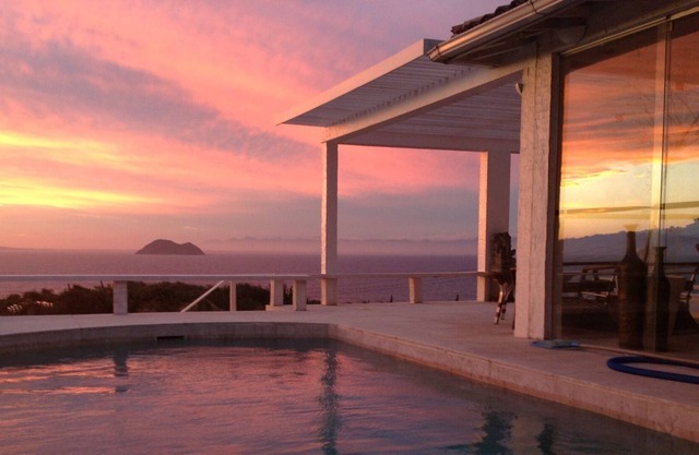 Oceanfront Home with Spectacular Sunset - Spa & Private Pool 6Suite