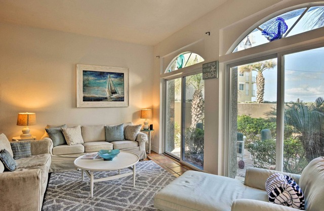 Oceanfront Indialantic Condo w/ Patio, Shared Pool
