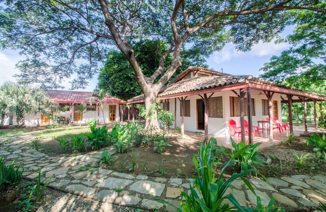 Oceanfront (Lances Lefts) In Astillero On Spectacular Chacocente Turtle Reserve