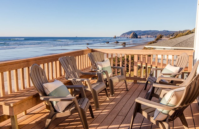 Oceanfront, Large Deck with Panoramic Beach Views, Direct Beach Access, Master on Main Floor