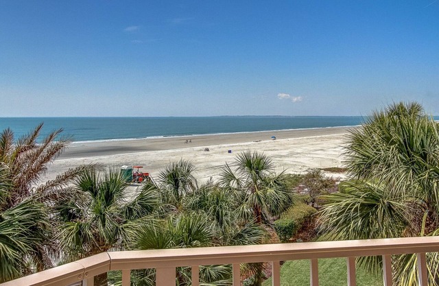 Oceanfront Luxury at 3001 Turtle Lane Club – The Ultimate Sea Pines Escape