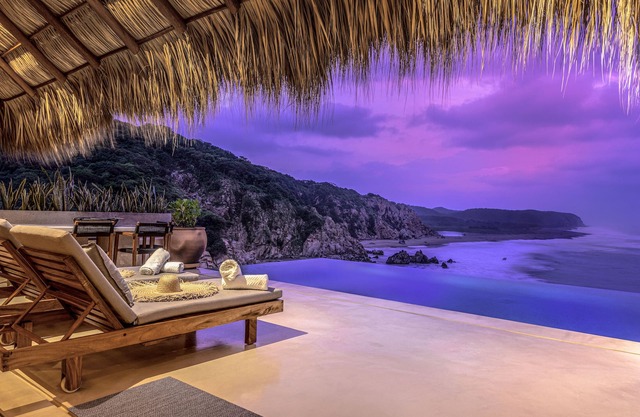 Oceanfront Luxury Property in Elite Development