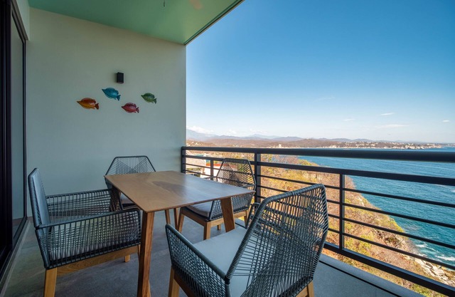 Oceanfront Luxury with Amenities