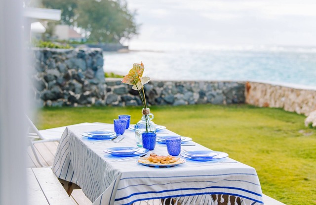 Oceanfront Mokuleia Home with Stunning Views