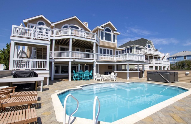 OCEANFRONT, Ocean Views, Priv Pool, H Tub!, BU38, Chunk O Dune