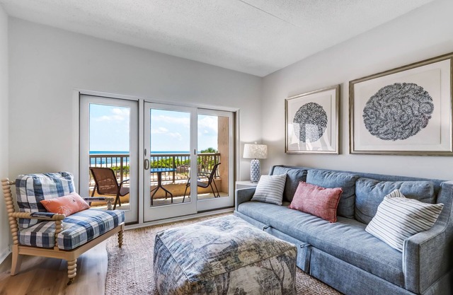 Oceanfront, Poolside efficiency