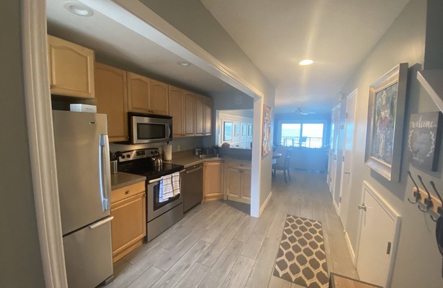 Oceanfront, Quiet Beach, Pickleball, Family Friendly, Clean