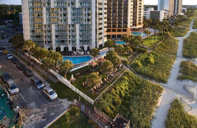 Oceanfront Realm In The Heart Of Myrtle Beach