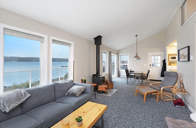 Oceanfront Retreat in Buckley Bay