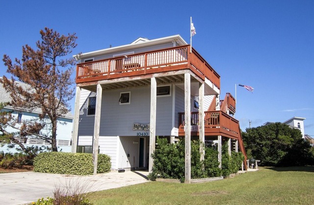 Oceanside, Close to beach, Sunroom, Carport, SNH351, Sea Sharp