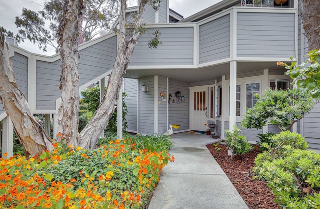 Oceanside Vacation Rental w/ Community Pool & Spa!