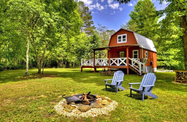 Ocoee Cottage | Water Front